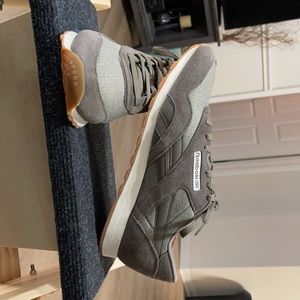 REEBOK CLASSIC 718 SIZE 12 MENS SHOES